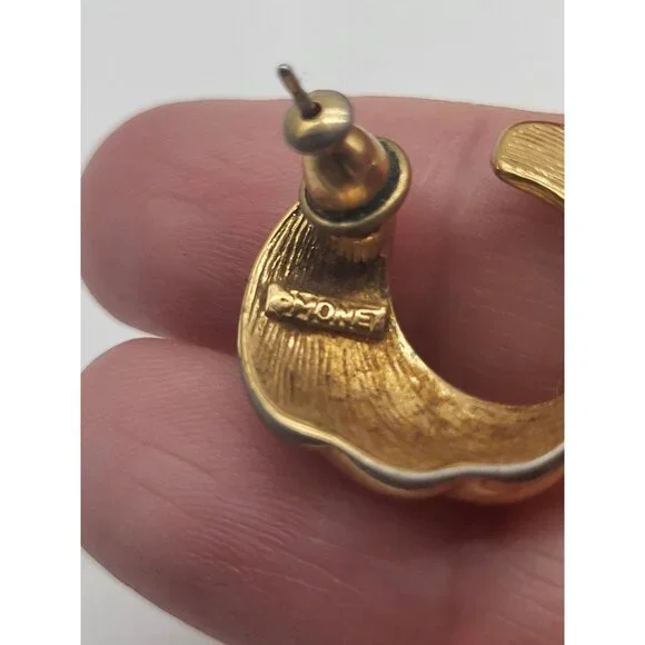 Monet Vintage Gold Tone Pierced Earrings Swirl C Half Hoop Classic - Picture 6 of 7